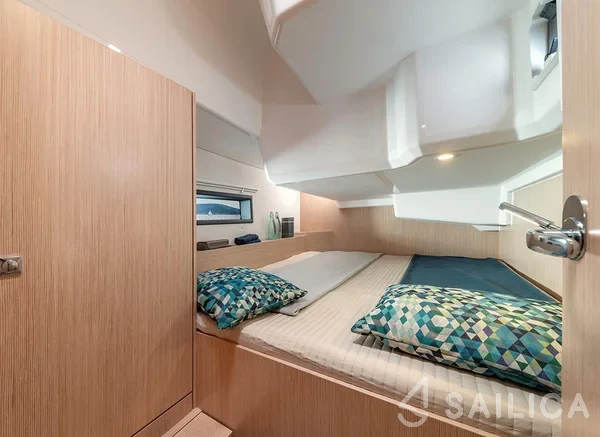 Bavaria C42 - Yacht Charter Sailica