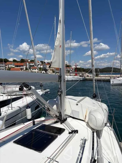 Bavaria 34 Cruiser - Yacht Charter Sailica