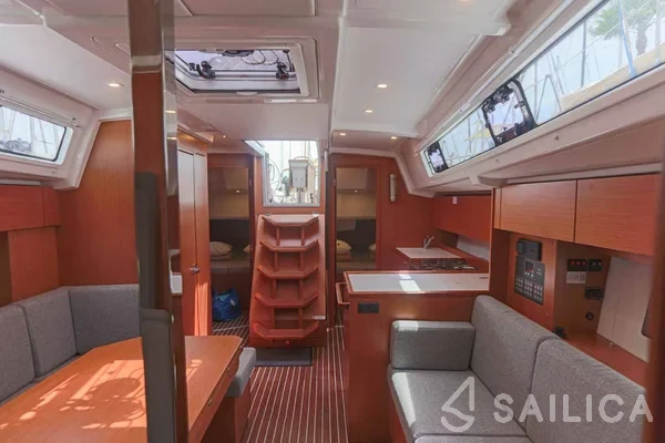 Bavaria C38 - Yacht Charter Sailica