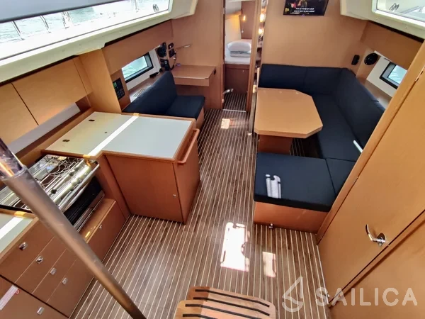 Bavaria C42 - Yacht Charter Sailica