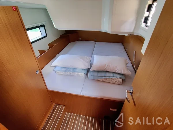 Bavaria C42 - Yacht Charter Sailica