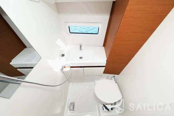 Sun Odyssey 490 - Yacht Charter Sailica