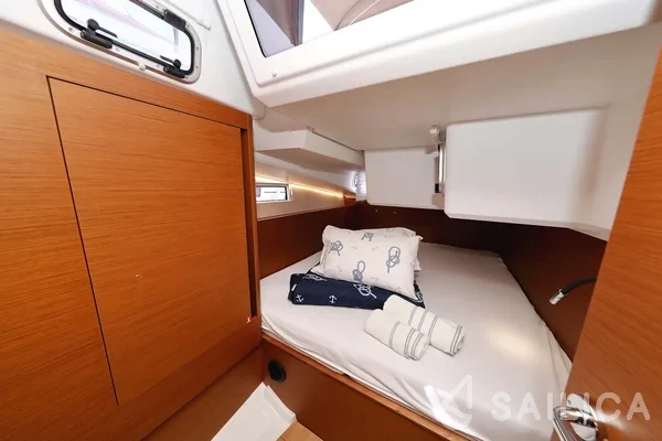 Sun Odyssey 490 - Yacht Charter Sailica