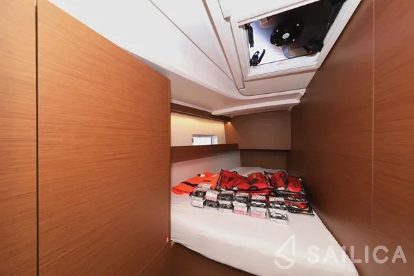 Sun Odyssey 490 - Yacht Charter Sailica