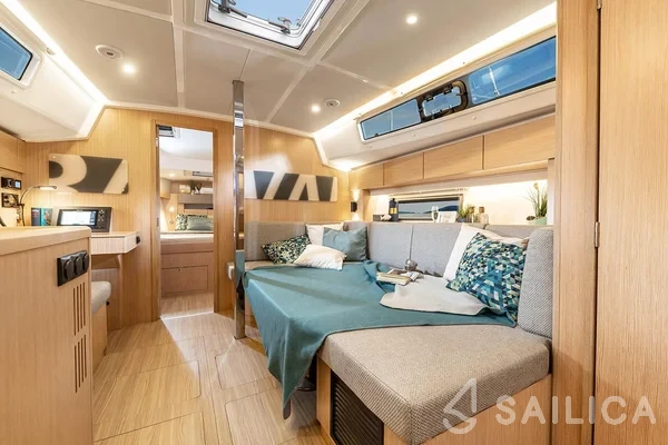 Bavaria C42 Style - Yacht Charter Sailica