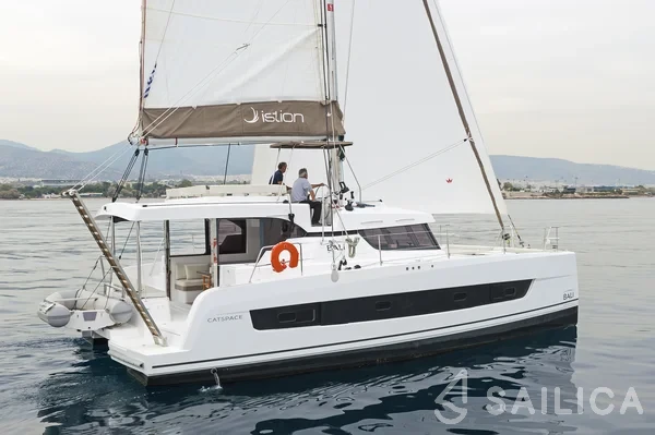 Bali Catspace - Yacht Charter Sailica
