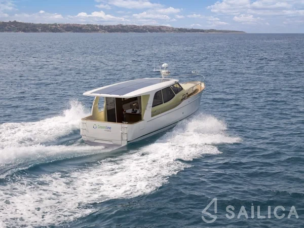 Greenline 33 - Yacht Charter Sailica