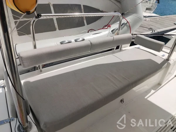 Bali 4.2 - Yacht Charter Sailica
