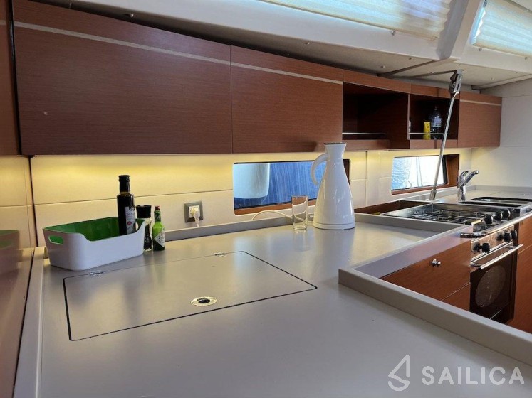 Oceanis 46.1 - Yacht Charter Sailica