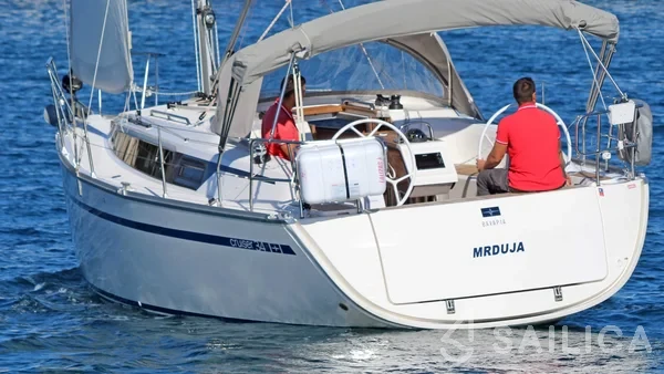 Bavaria 34 Cruiser - Photo #31 Bavaria 34 Cruiser - Yacht Charter Sailica