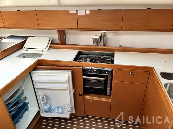 Bavaria 51 Cruiser - Yacht Charter Sailica