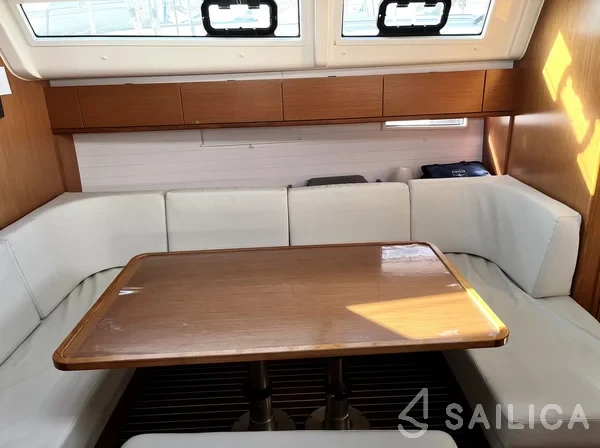 Bavaria 51 Cruiser - Yacht Charter Sailica
