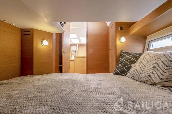 Dufour 390 - Yacht Charter Sailica