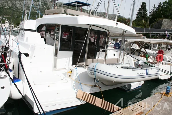 Bali Catspace - Yacht Charter Sailica