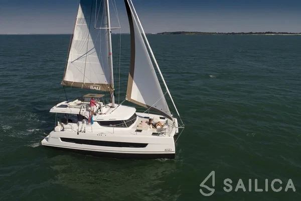 Bali Catspace - Yacht Charter Sailica