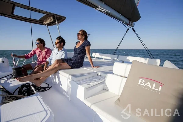 Bali Catspace - Yacht Charter Sailica