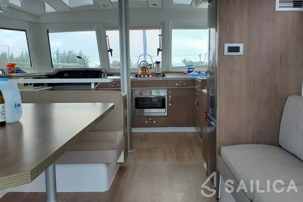 Bali Catspace - Yacht Charter Sailica