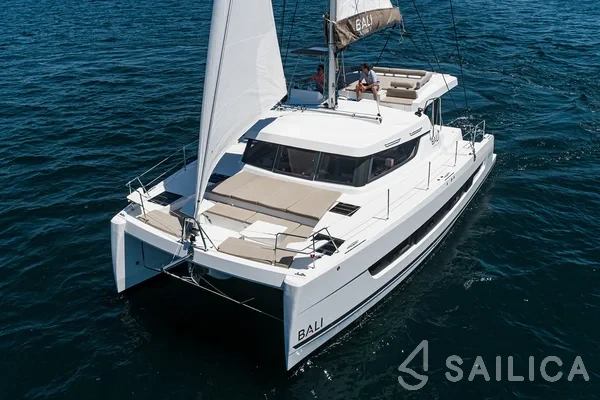 Bali Catspace - Yacht Charter Sailica