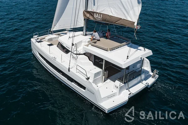 Bali Catspace - Yacht Charter Sailica