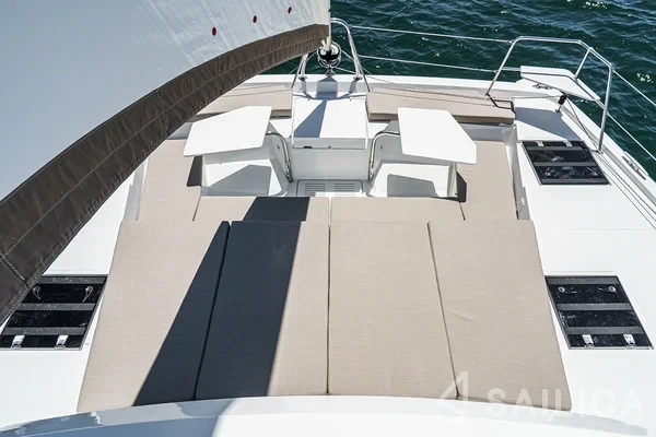 Bali Catspace - Yacht Charter Sailica