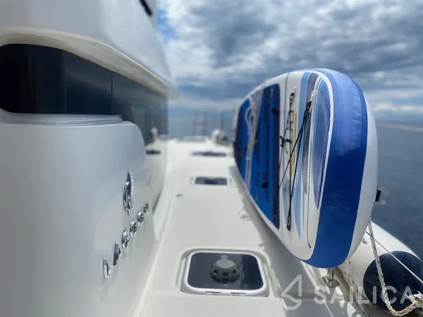 Lagoon 40 - Yacht Charter Sailica