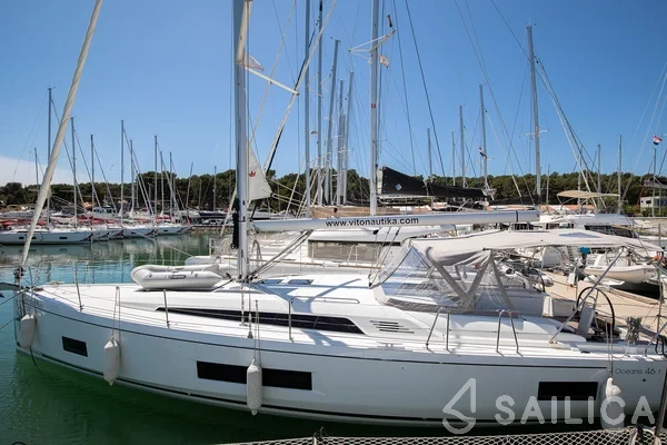 Oceanis 46.1 - Yacht Charter Sailica