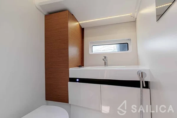 Sun Odyssey 490 - Yacht Charter Sailica
