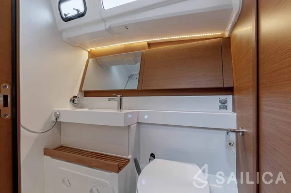 Sun Odyssey 490 - Yacht Charter Sailica