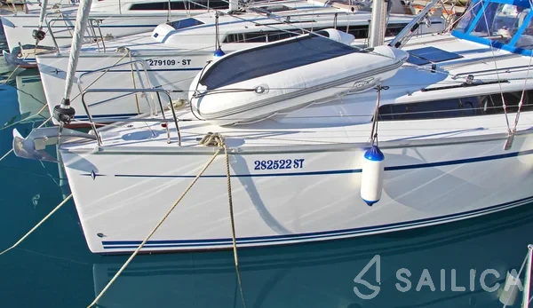 Bavaria 34 Cruiser - Photo #37 Bavaria 34 Cruiser - Yacht Charter Sailica