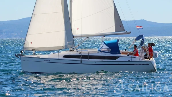 Bavaria 34 Cruiser - Photo #30 Bavaria 34 Cruiser - Yacht Charter Sailica