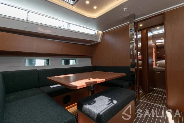 Bavaria C45 - Yacht Charter Sailica