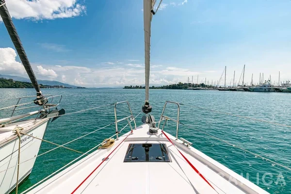 Bavaria C45 - Yacht Charter Sailica