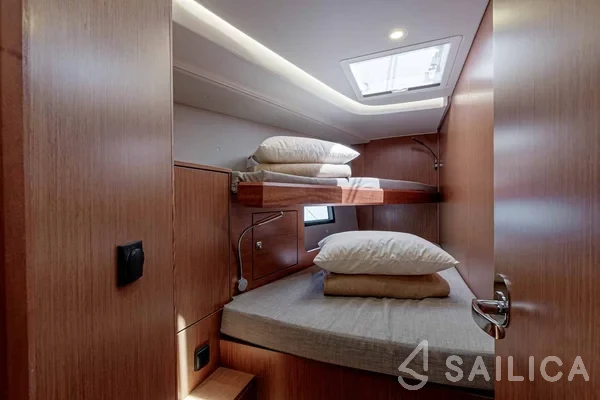 Bavaria C45 - Yacht Charter Sailica