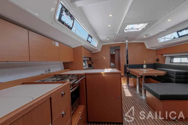 Bavaria C42 - Yacht Charter Sailica