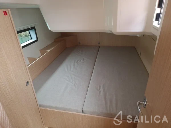 Bavaria C42 - Yacht Charter Sailica