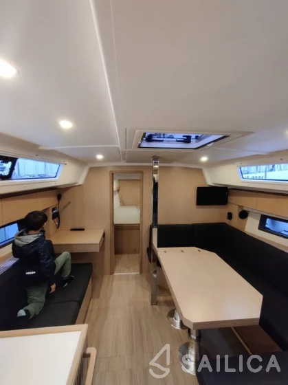 Bavaria C42 - Yacht Charter Sailica