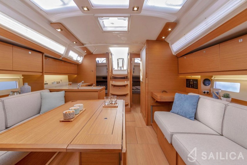 Dufour 390 - Yacht Charter Sailica