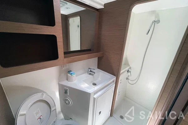 Lagoon 42 - Yacht Charter Sailica