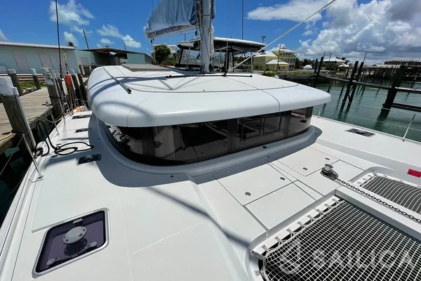 Lagoon 42 - Yacht Charter Sailica