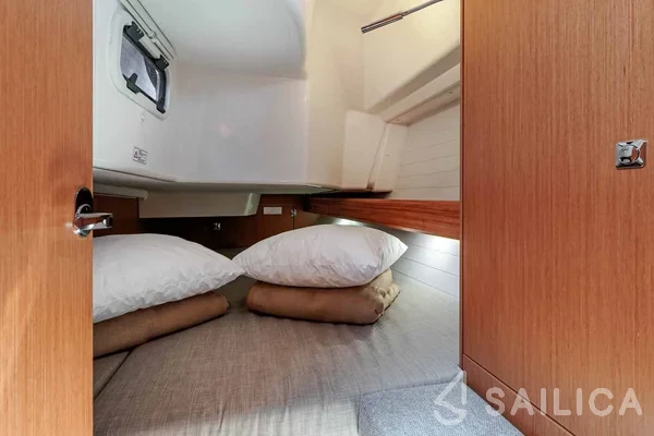 Bavaria 34 Cruiser - Yacht Charter Sailica