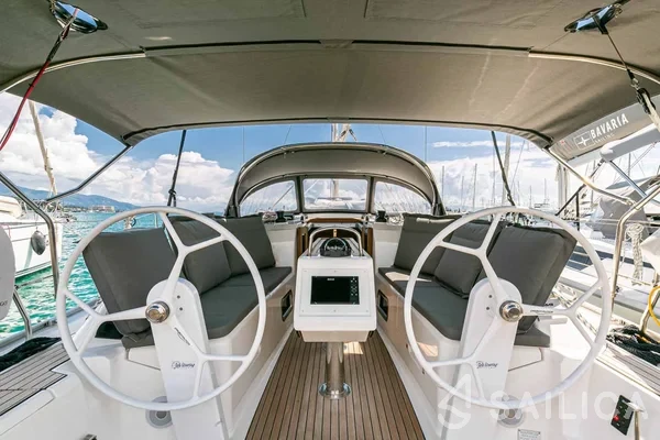 Bavaria 34 Cruiser - Yacht Charter Sailica