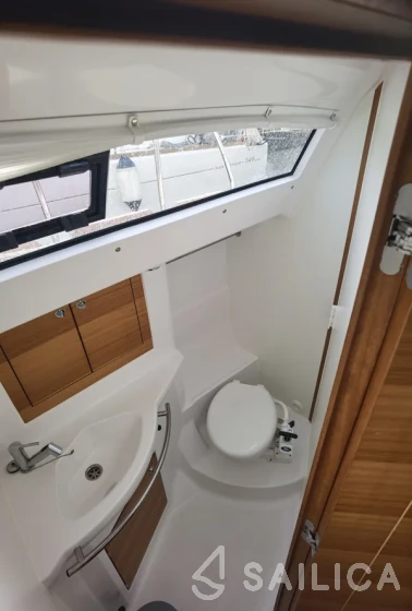 Elan Impression 40.1 - Yacht Charter Sailica