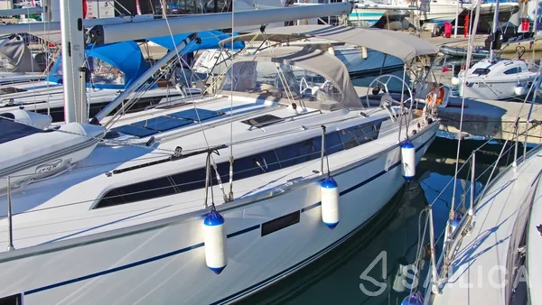 Bavaria 37 Cruiser - Photo #46 Bavaria 37 Cruiser - Yacht Charter Sailica