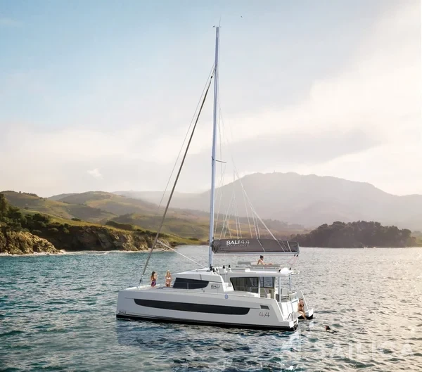 Bali 4.4 - Yacht Charter Sailica