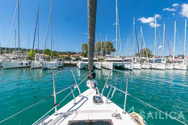 Bavaria C45 - Yacht Charter Sailica