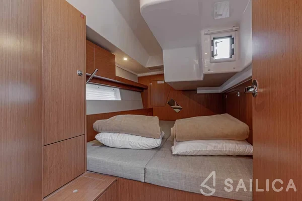 Bavaria C45 - Yacht Charter Sailica