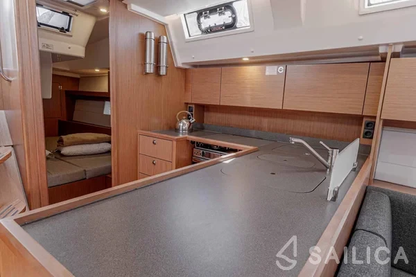 Bavaria C45 - Yacht Charter Sailica