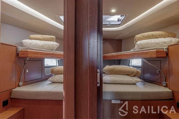 Bavaria C45 - Yacht Charter Sailica
