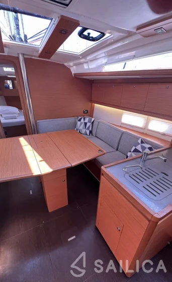 Dufour 390 Grand Large - Yacht Charter Sailica