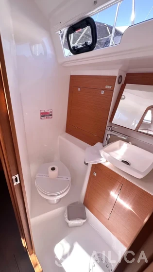 Dufour 390 Grand Large - Yacht Charter Sailica